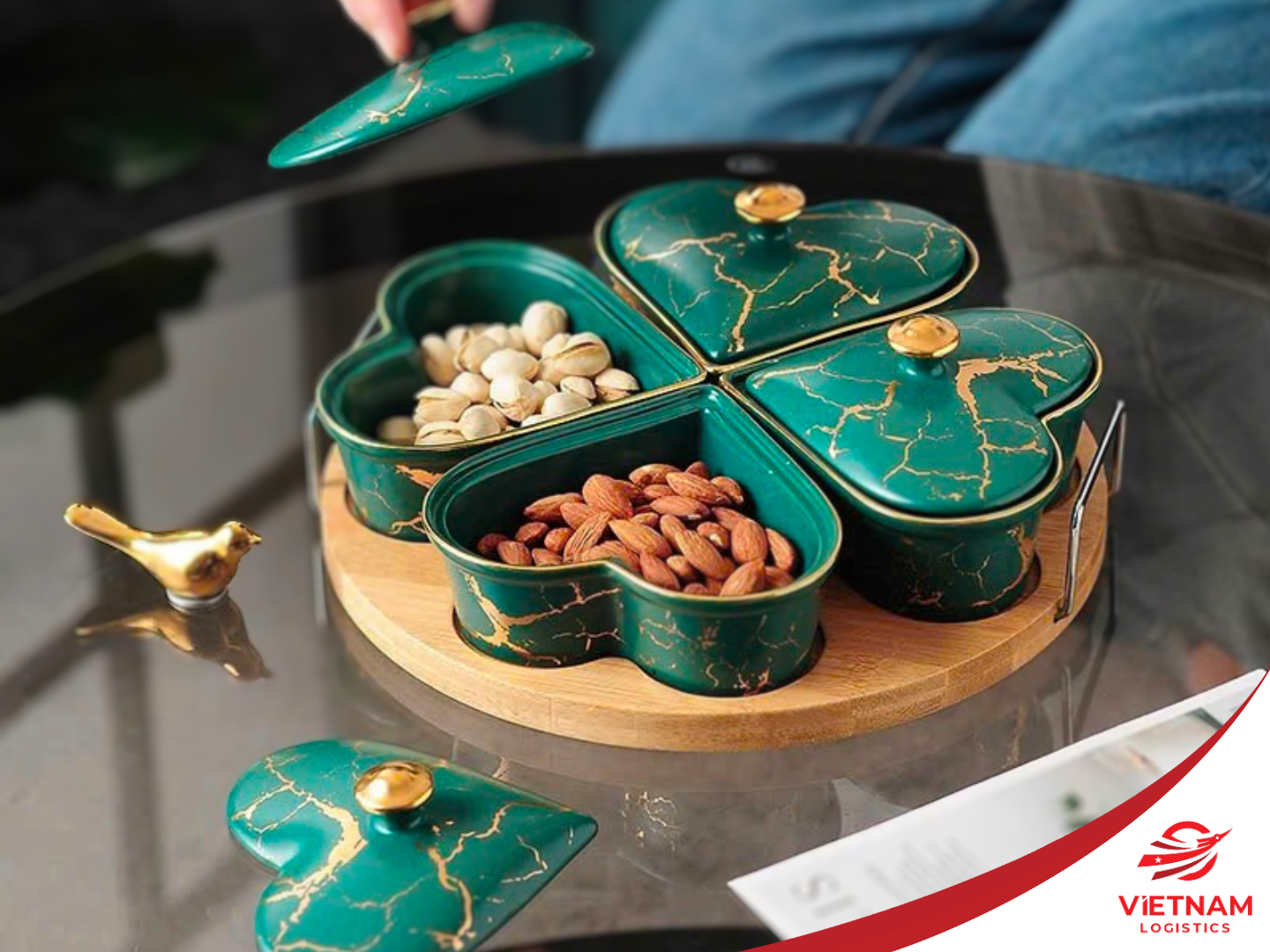 Khay đựng mứt Tết sứ